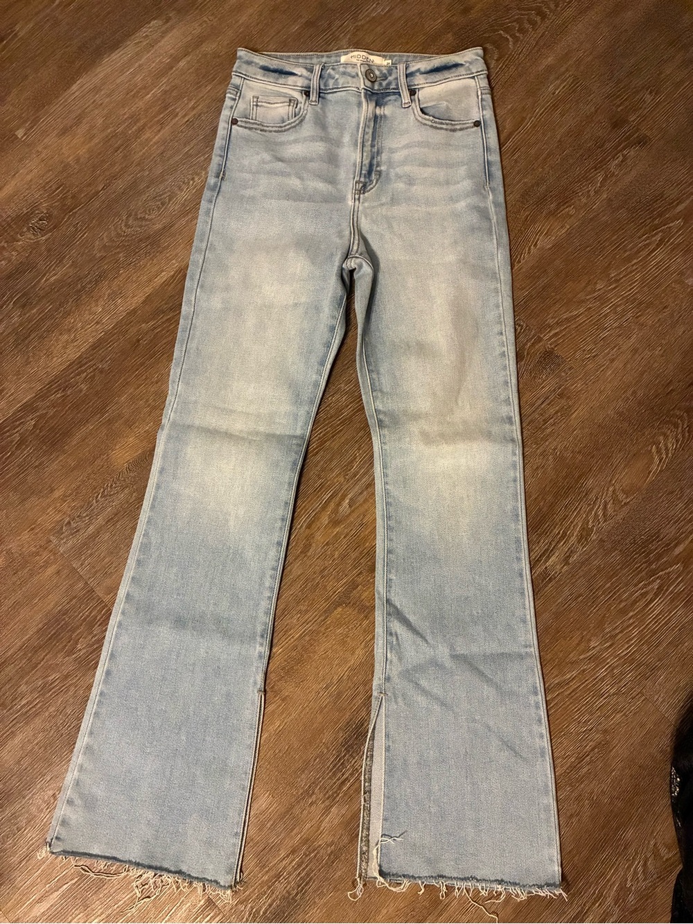 Hidden Jeans Women’s 26 Light Wash High Rise Flare Raw Hem Ankle Slit